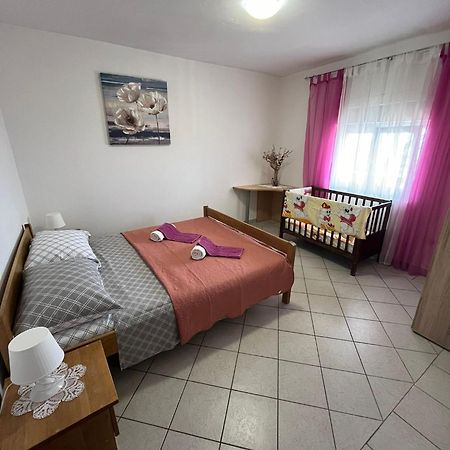 Apartmani Mirjana Tribanj-Kruscica Esterno foto