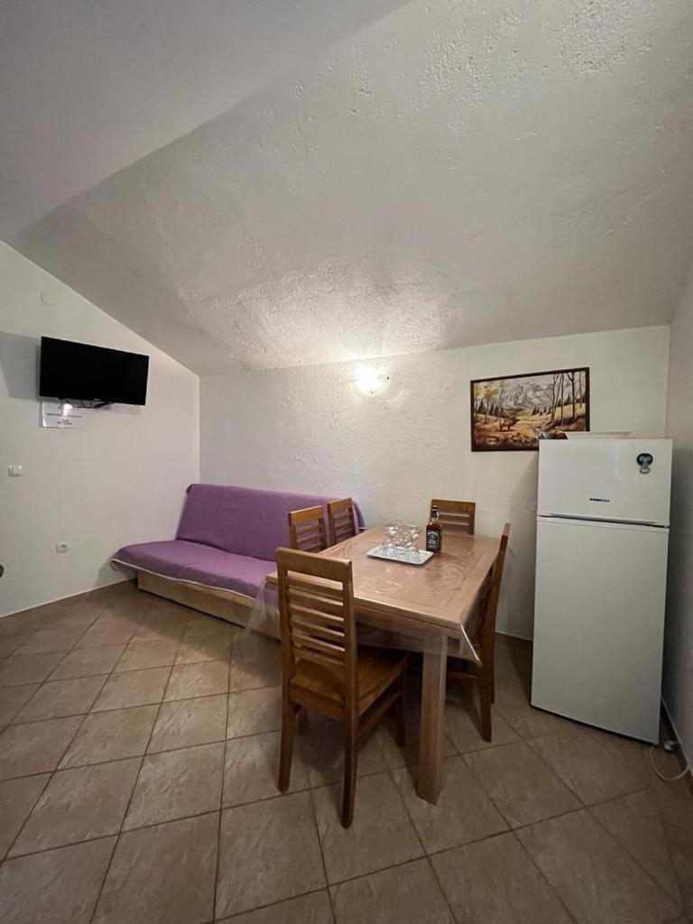 Apartmani Mirjana Tribanj-Kruscica Esterno foto