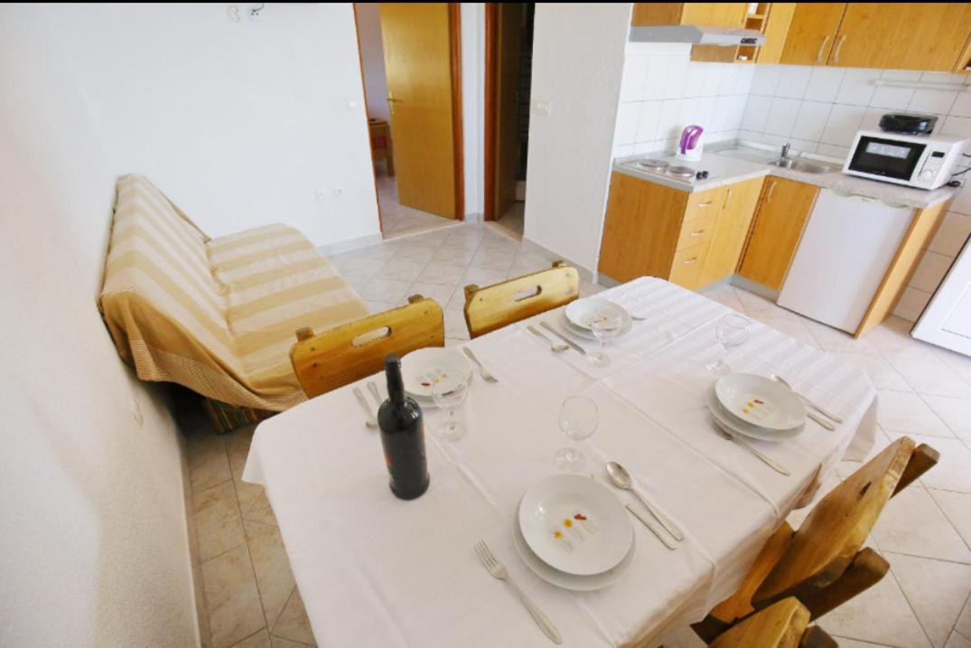 Apartmani Mirjana Tribanj-Kruscica Esterno foto