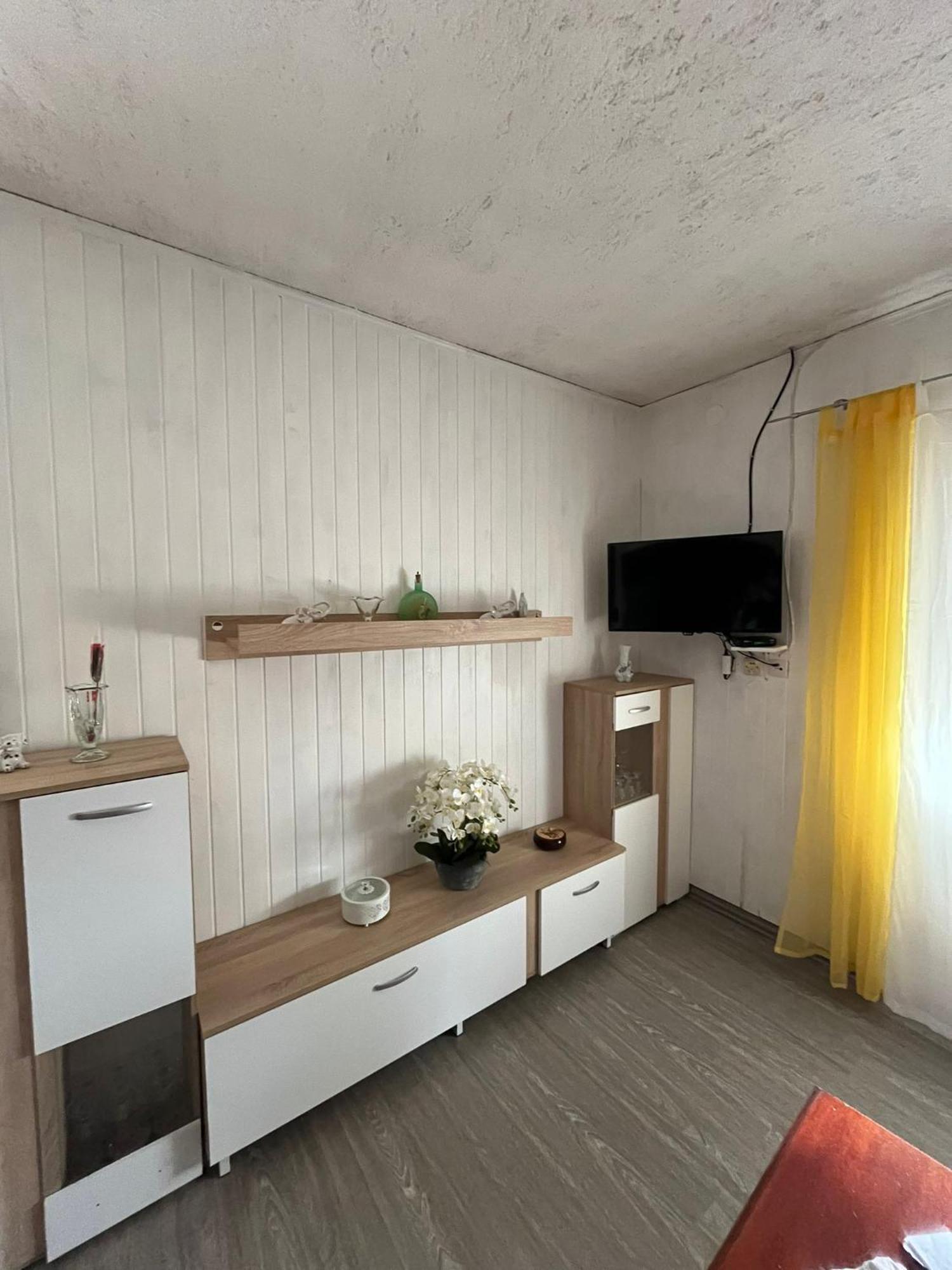 Apartmani Mirjana Tribanj-Kruscica Esterno foto